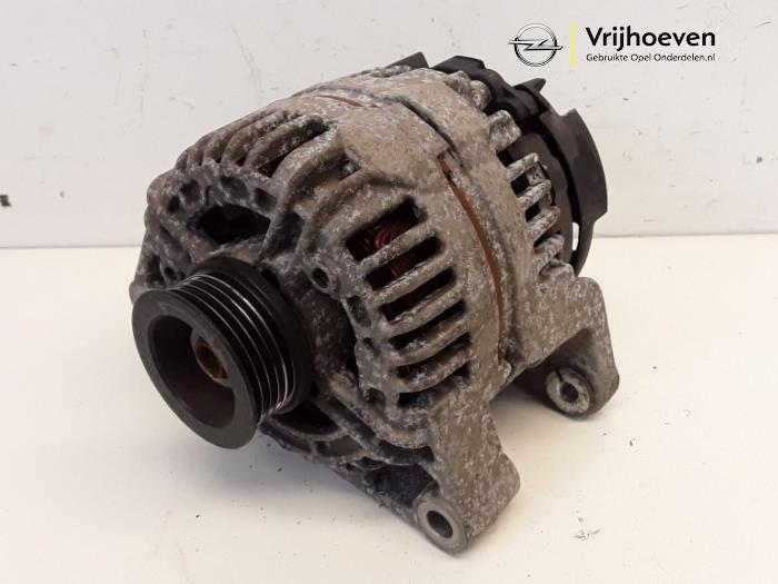 Usagé Dynamo Opel Meriva (A) 1.4 16V Twinport Prix € 17,50 Règlement à la marge proposé par Autodemontage Vrijhoeven B.V.