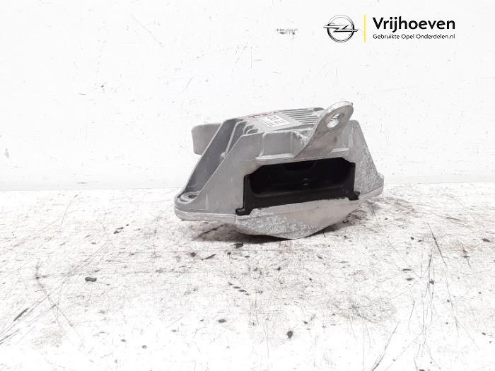 Used Engine mount Opel Astra J (PC6/PD6/PE6/PF6) 2.0 CDTI 16V 160 Ecotec Price € 15,00 Margin scheme offered by Autodemontage Vrijhoeven B.V.