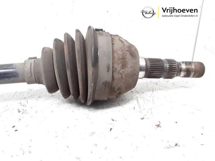 Front drive shaft, right from a Opel Astra H (L48) 1.6 16V Twinport 2006