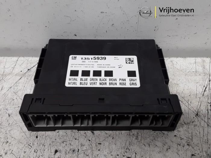 Used Body control computer Opel Corsa E 1.3 CDTi 16V ecoFLEX Price € 80,00 Margin scheme offered by Autodemontage Vrijhoeven B.V.