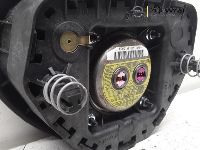 Left airbag (steering wheel) from a Opel Zafira (M75) 2.2 16V Direct Ecotec 2007