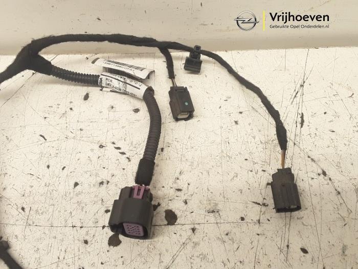 Pdc wiring harness from a Opel Meriva 1.4 Turbo 16V ecoFLEX 2011