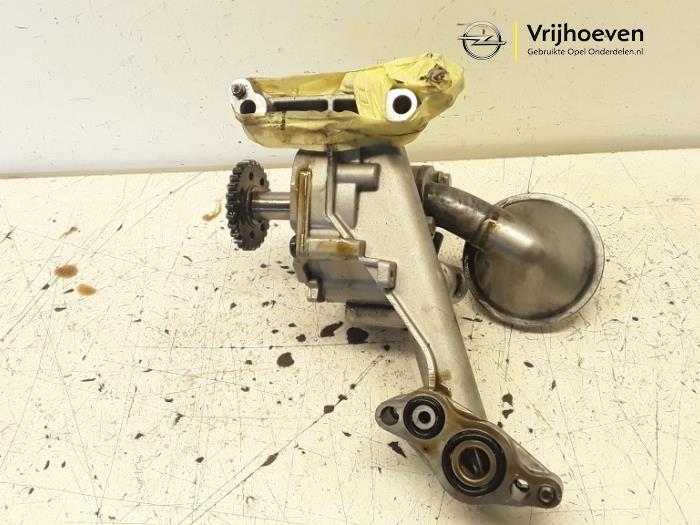 Bomba de aceite de un Opel Astra K 1.4 Turbo 16V 2017
