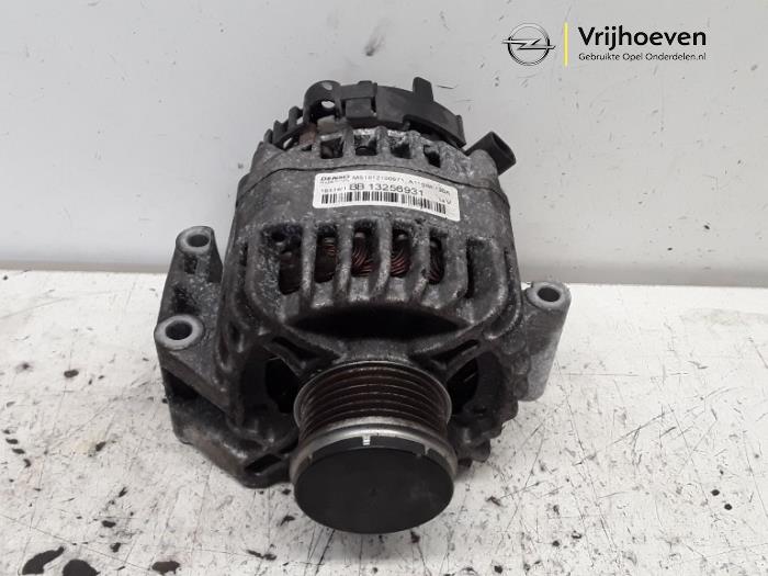 Begagnade Dynamo Opel Meriva (B) 1.3 CDTI 16V Pris € 40,00 Marginaltabell erbjuds av Autodemontage Vrijhoeven B.V.