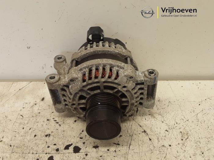 Begagnade Dynamo Opel Karl 1.0 12V Pris € 45,00 Marginaltabell erbjuds av Autodemontage Vrijhoeven B.V.