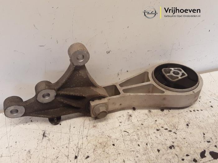 Used Engine mount Opel Karl 1.0 12V Price € 15,00 Margin scheme offered by Autodemontage Vrijhoeven B.V.