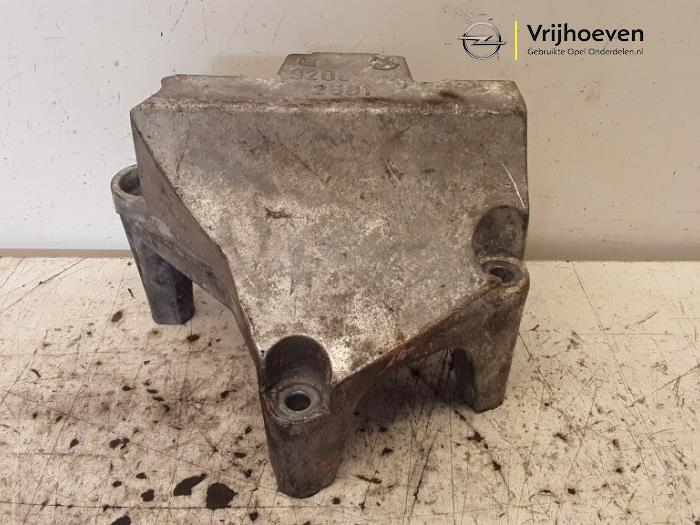 Used Engine mount Opel Agila (A) 1.0 12V Twin Port Price € 20,00 Margin scheme offered by Autodemontage Vrijhoeven B.V.