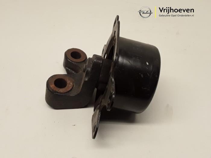 Used Engine mount Opel Combo (Corsa C) 1.7 CDTi 16V Price € 20,00 Margin scheme offered by Autodemontage Vrijhoeven B.V.