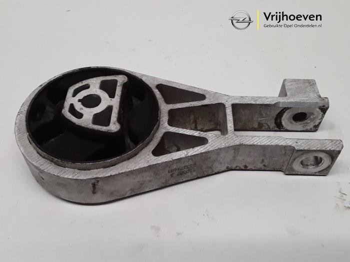 Engine mount from a Opel Corsa D 1.4 16V Twinport 2012