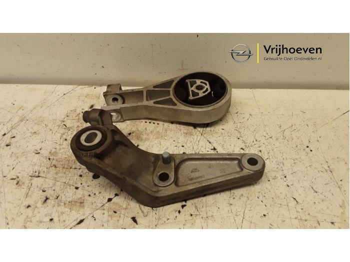 Used Engine mount Opel Corsa E 1.4 16V Bi-Fuel Price € 20,00 Margin scheme offered by Autodemontage Vrijhoeven B.V.