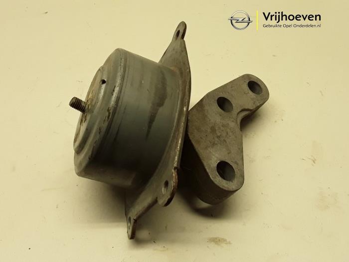 Used Engine mount Opel Astra H SW (L35) 1.3 CDTI 16V Ecotec Price € 15,00 Margin scheme offered by Autodemontage Vrijhoeven B.V.