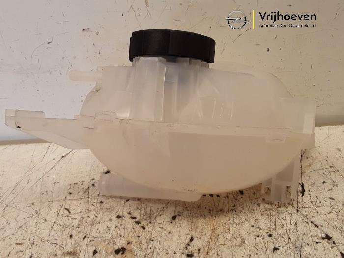 Expansion vessel from a Opel Astra K 1.0 SIDI Turbo 12V 2019