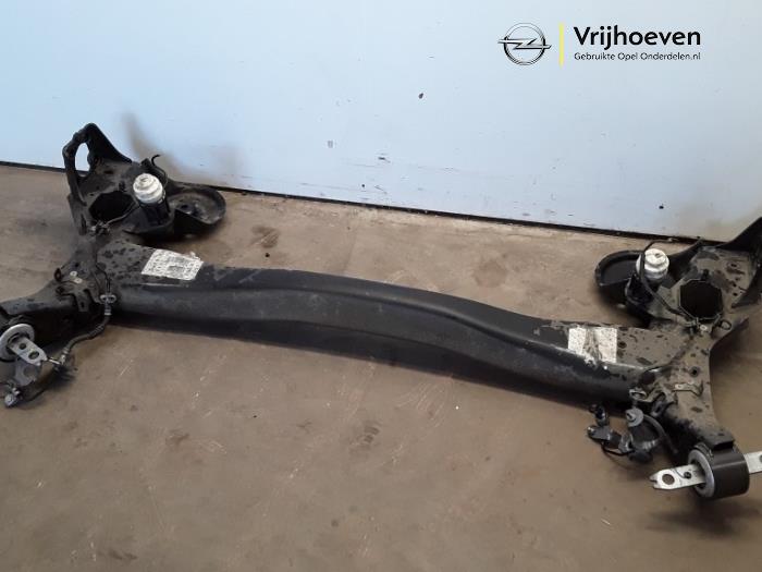 Gebrauchte Hinterachse Vorderradantrieb Opel Grandland (X) 1.5 CDTI 130 Preis € 100,00 Margenregelung angeboten von Autodemontage Vrijhoeven B.V.