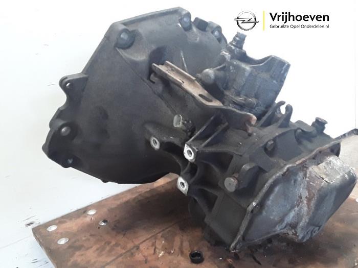 Gearbox Opel Corsa B 1.0i 12V - F13C374 X10XE F13