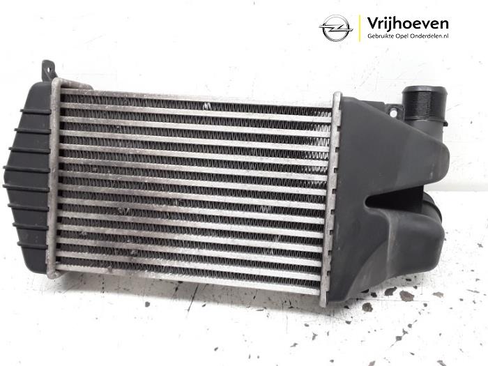 Used Intercooler Opel Zafira (M75) 1.7 CDTi 16V Price € 50,00 Margin scheme offered by Autodemontage Vrijhoeven B.V.