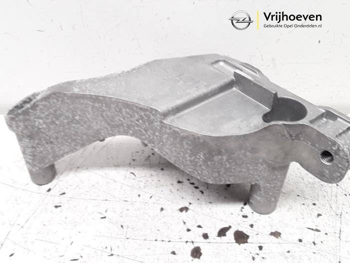 Used Engine mount Opel Astra K 1.4 Turbo 16V Price € 15,00 Margin scheme offered by Autodemontage Vrijhoeven B.V.