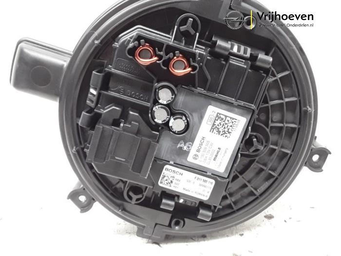 Motor de ventilador de calefactor de un Opel Astra K 1.4 Turbo 16V 2017