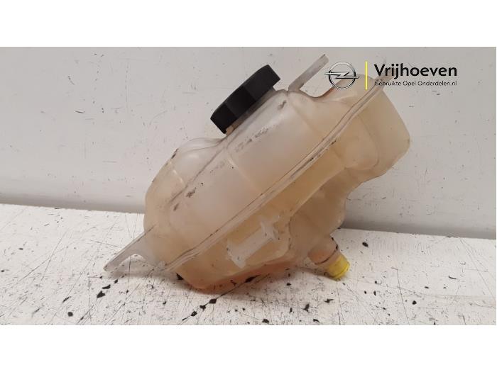 Expansion vessel from a Opel Corsa E 1.4 16V 2017