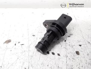 Kurbelwelle Sensor van een Opel Corsa D 1.3 CDTi 16V ecoFLEX 2012