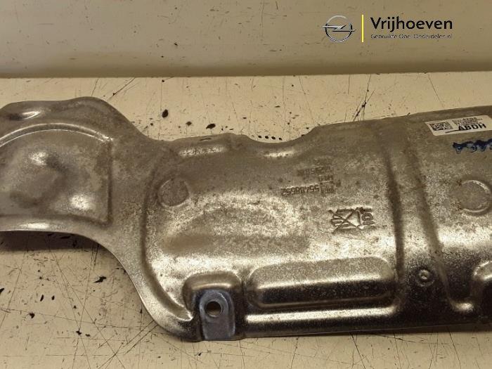 Exhaust heat shield Opel Astra K Sports Tourer 1.6 CDTI 110 16V