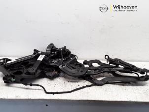 Used Boot lid hinge Opel Cascada 2.0 CDTI 16V Price € 200,00 Margin scheme offered by Autodemontage Vrijhoeven B.V.