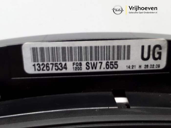 Cuentakilómetros de un Opel Astra H GTC (L08) 1.4 16V Twinport 2009