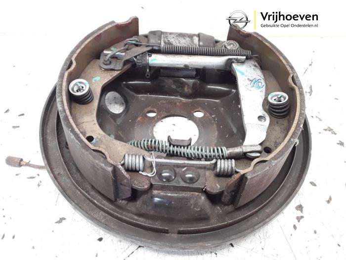 Opel Corsa Garnitures de frein arrière stock ProxyParts.fr