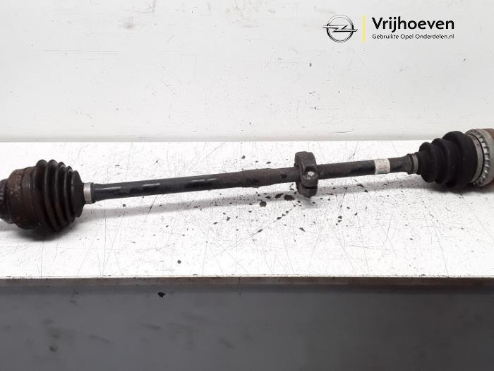 Front drive shaft, right from a Opel Astra G (F67) 1.8 16V 2004