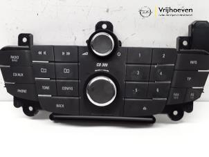 Usados Panel de control de radio Opel Insignia 1.8 16V Ecotec Precio € 30,00 Norma de margen ofrecido por Autodemontage Vrijhoeven B.V.