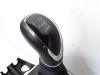 Gear stick from a Opel Insignia Sports Tourer 1.5 Turbo 16V 140 2018