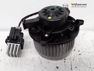 Usados Motor de ventilador de calefactor Opel Insignia 2.0 Turbo 16V Ecotec Precio € 80,00 Norma de margen ofrecido por Autodemontage Vrijhoeven B.V.