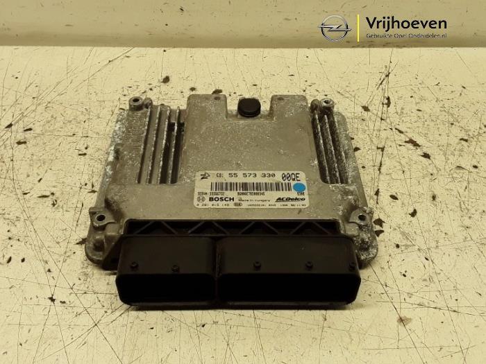 Used Engine management computer Opel Insignia 2.0 CDTI 16V 130 Ecotec Price € 100,00 Margin scheme offered by Autodemontage Vrijhoeven B.V.
