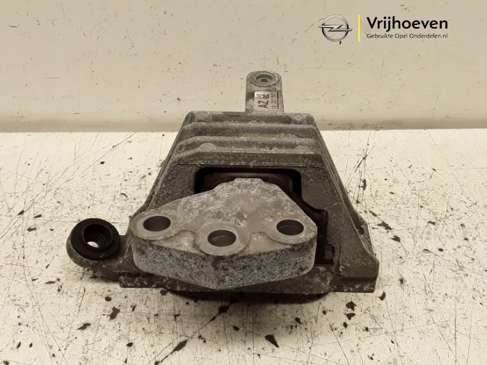Engine mount from a Opel Insignia 2.0 CDTI 16V 130 Ecotec 2009