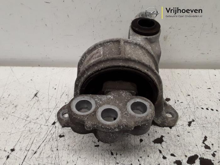 Usagé Support moteur Opel Meriva (B) 1.3 CDTI 16V Prix € 25,00 Règlement à la marge proposé par Autodemontage Vrijhoeven B.V.