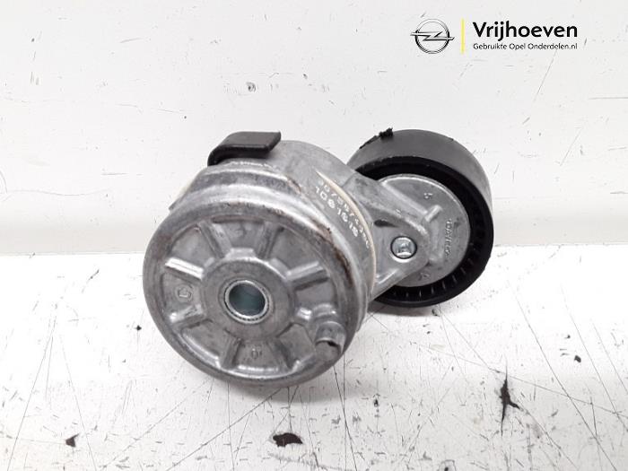 Spanrolle multiriem van een Opel Grandland (X) 1.2 Turbo 12V 2018