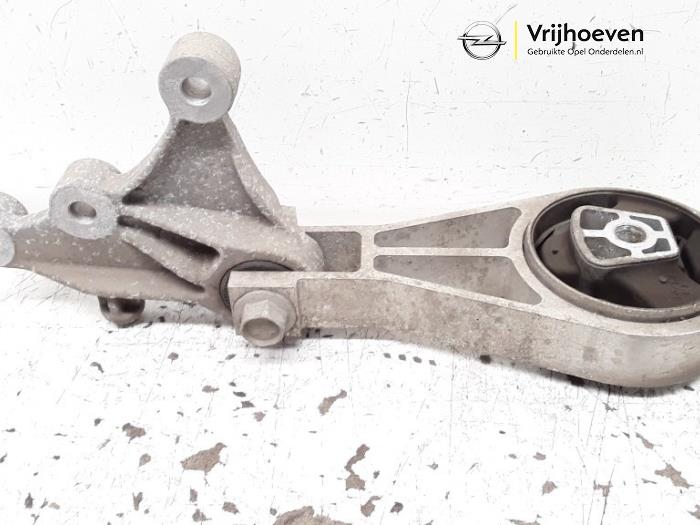 Used Engine mount Opel Karl 1.0 12V Price € 15,00 Margin scheme offered by Autodemontage Vrijhoeven B.V.
