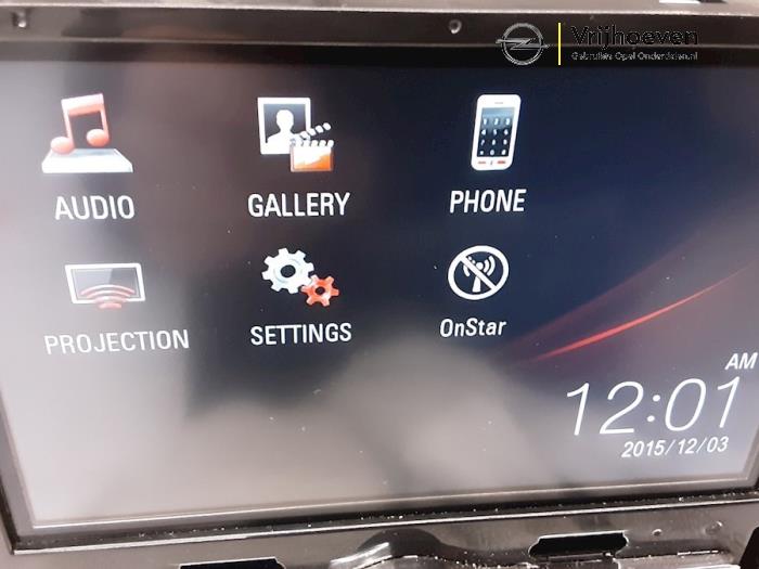 Radio Modul van een Opel Corsa E 1.4 Turbo 16V 2016