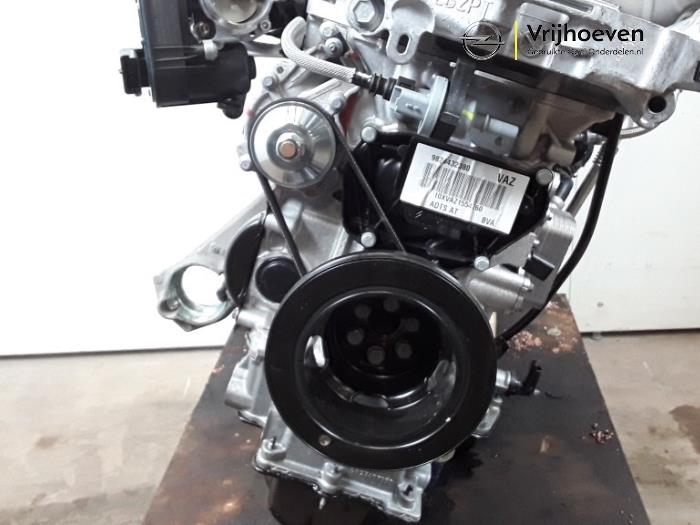 Engine Opel Crossland/Crossland X 1.2 Turbo 12V 95528055 D12XHT D12XHT