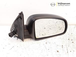 Gebrauchte Außenspiegel links Opel Meriva 1.8 16V Preis € 20,00 Margenregelung angeboten von Autodemontage Vrijhoeven B.V.