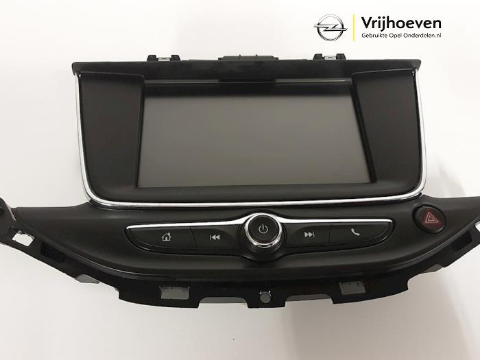Display Multi Media control unit from a Opel Astra K 1.4 Turbo 16V 2017