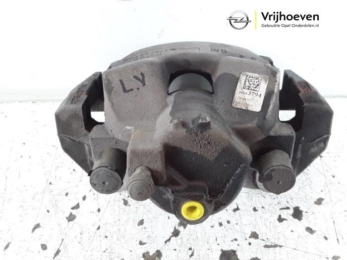 Front brake calliper, left from a Opel Astra K Sports Tourer 1.6 CDTI 110 16V 2018