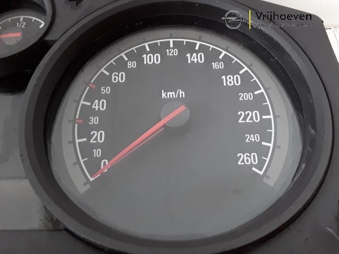 Licznik kilometrów KM z Opel Astra H SW (L35) 1.6 16V Twinport 2005