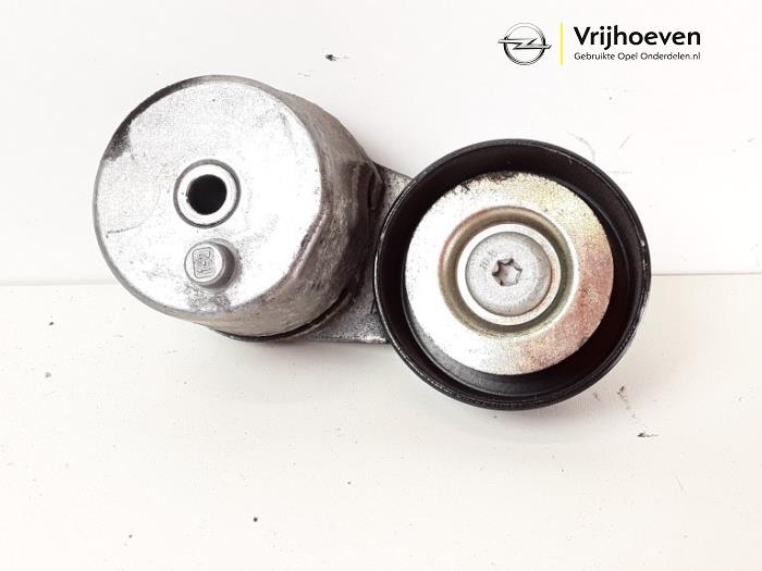 Usados Tensor correa múltiple Opel Astra K 1.0 Turbo 12V Precio € 10,00 Norma de margen ofrecido por Autodemontage Vrijhoeven B.V.