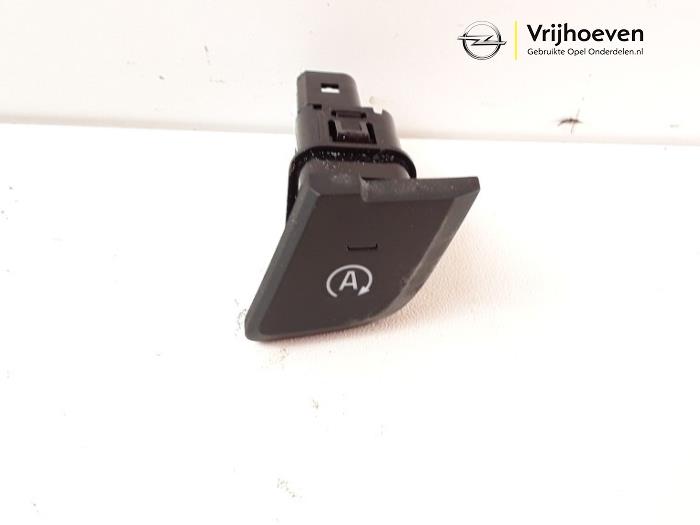 Używane Przelacznik Start/Stop Opel Mokka X 1.4 Turbo 16V Cena € 10,00 Procedura marży oferowane przez Autodemontage Vrijhoeven B.V.