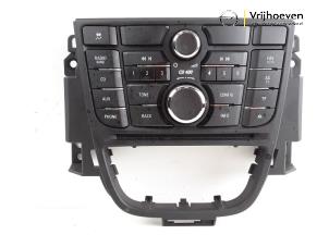 Used Radio control panel Opel Astra J (PC6/PD6/PE6/PF6) 1.4 16V ecoFLEX Price € 40,00 Margin scheme offered by Autodemontage Vrijhoeven B.V.