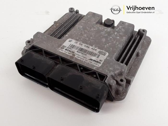 Used Engine management computer Opel Meriva (B) 1.3 CDTI 16V Price € 50,00 Margin scheme offered by Autodemontage Vrijhoeven B.V.