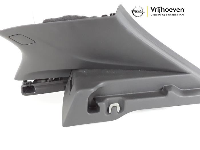 Gebrauchte Abdeckplatte sonstige Opel Astra K 1.0 Turbo 12V Preis € 20,00 Margenregelung angeboten von Autodemontage Vrijhoeven B.V.