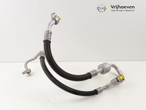 Używane Przewód klimatyzacji Opel Zafira Tourer (P12) 1.4 Turbo 16V EcoFLEX Cena € 40,00 Procedura marży oferowane przez Autodemontage Vrijhoeven B.V.