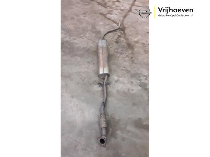 Usagé Echappement (complet) Opel Adam 1.2 16V Prix € 50,00 Règlement à la marge proposé par Autodemontage Vrijhoeven B.V.