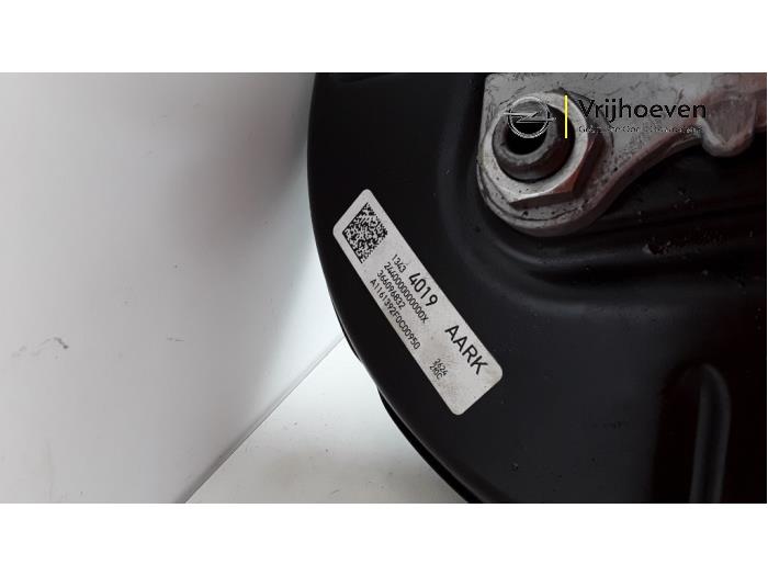 Bremskraftverstärker van een Opel Astra K 1.0 Turbo 12V 2016